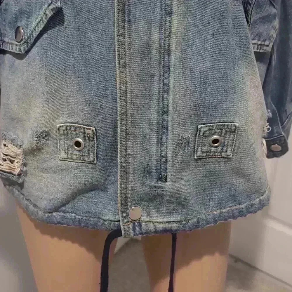 Jean jacket - Picture 5 of 7